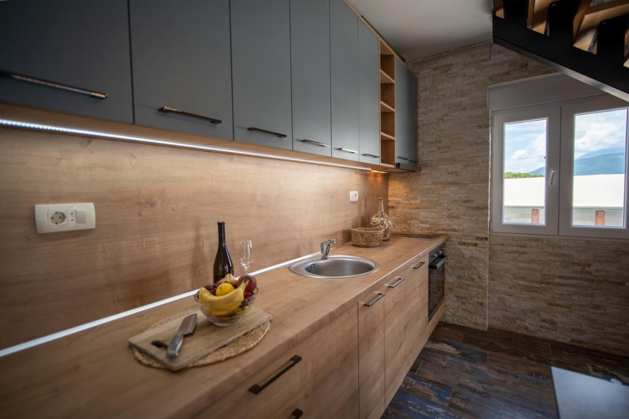 Вилла Family House Bjelila Тиват Экстерьер фото