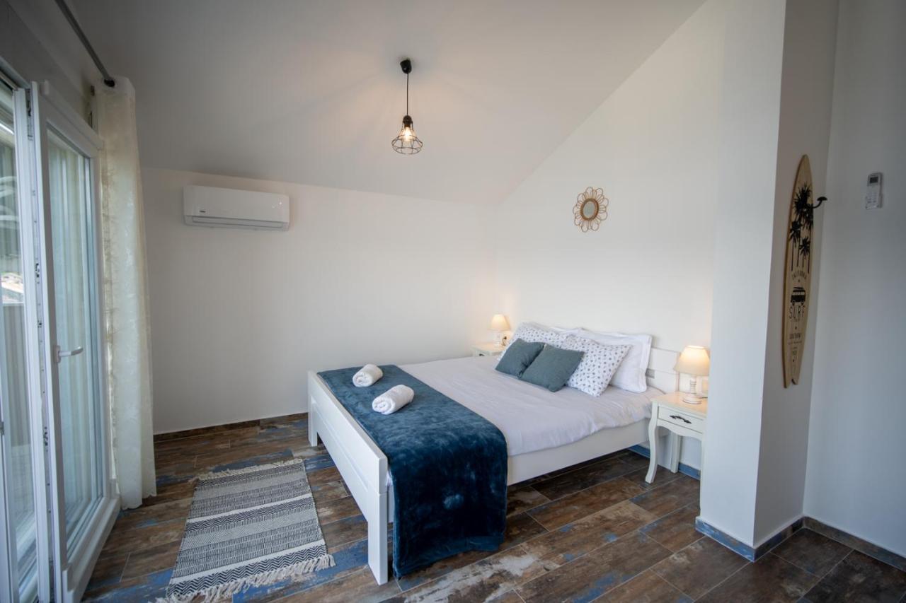 Вилла Family House Bjelila Тиват Экстерьер фото