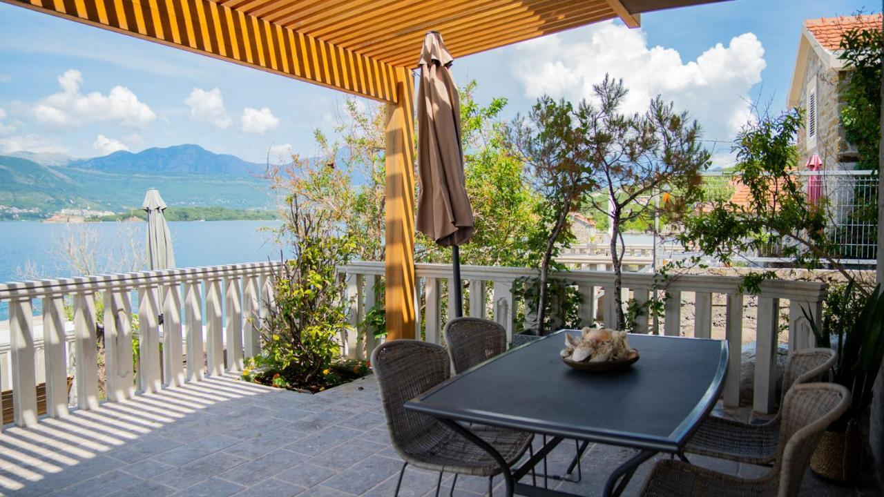 Вилла Family House Bjelila Тиват Экстерьер фото